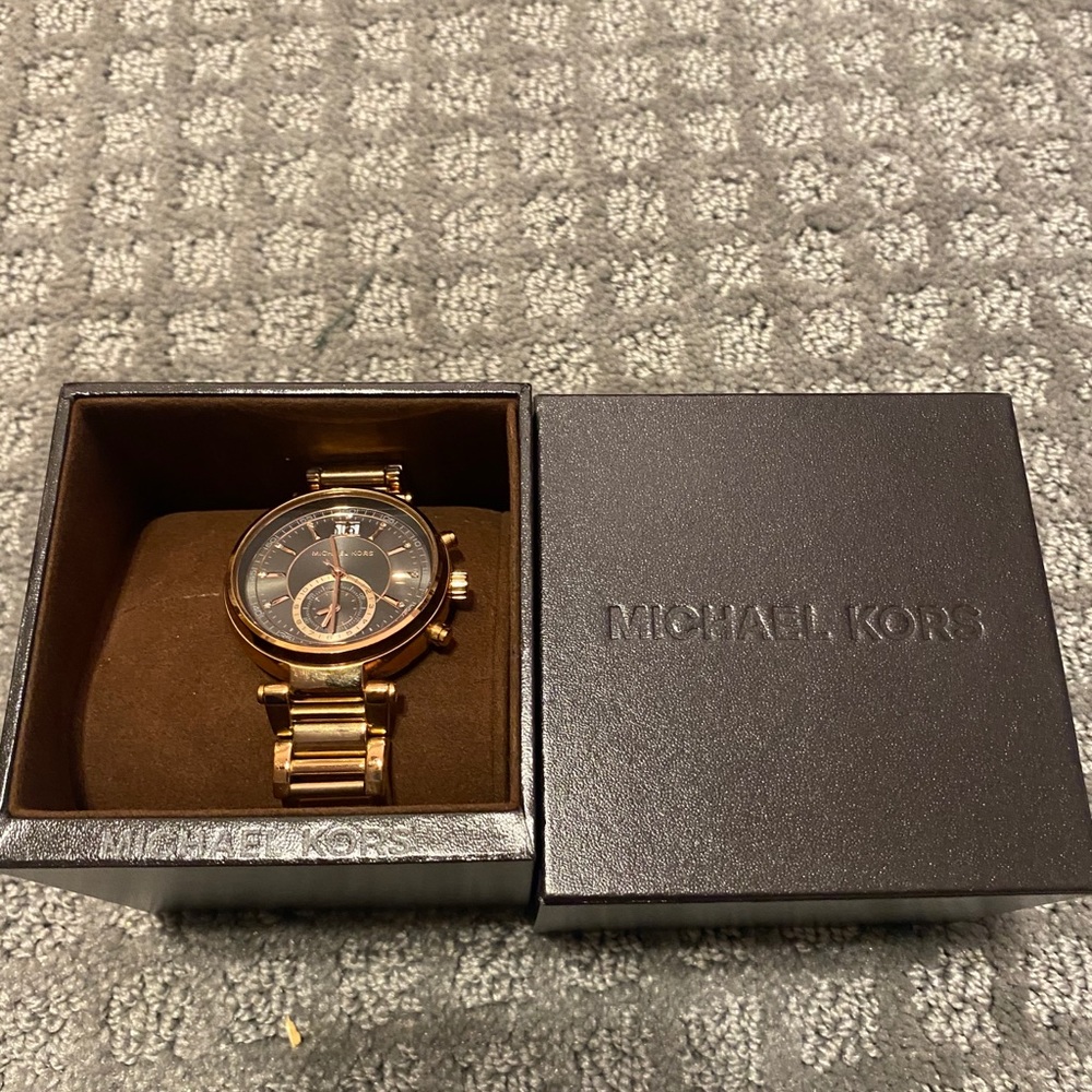 Michael Kors Rose Gold Watch